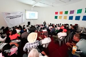 Fortín impulsa la capacitación agropecuaria con talleres sustentables. Este viernes, en Coapichapan. Invitan a inscribirse.
