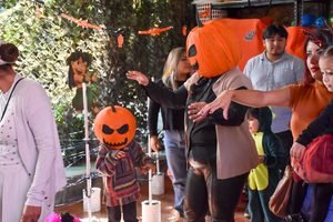 CAICs celebran Halloween con juegos y actividades en inglés